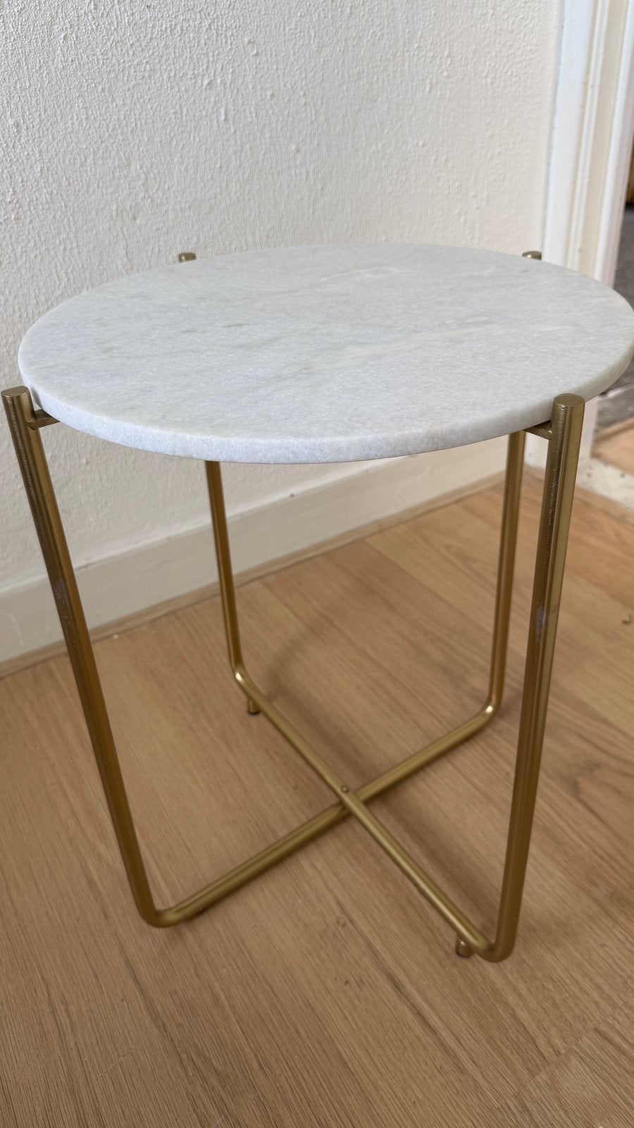 Marmeren messing goud bijzettafel 54x44,5c, Ophalen, Rond, 50 tot 100 cm, Zo goed als nieuw