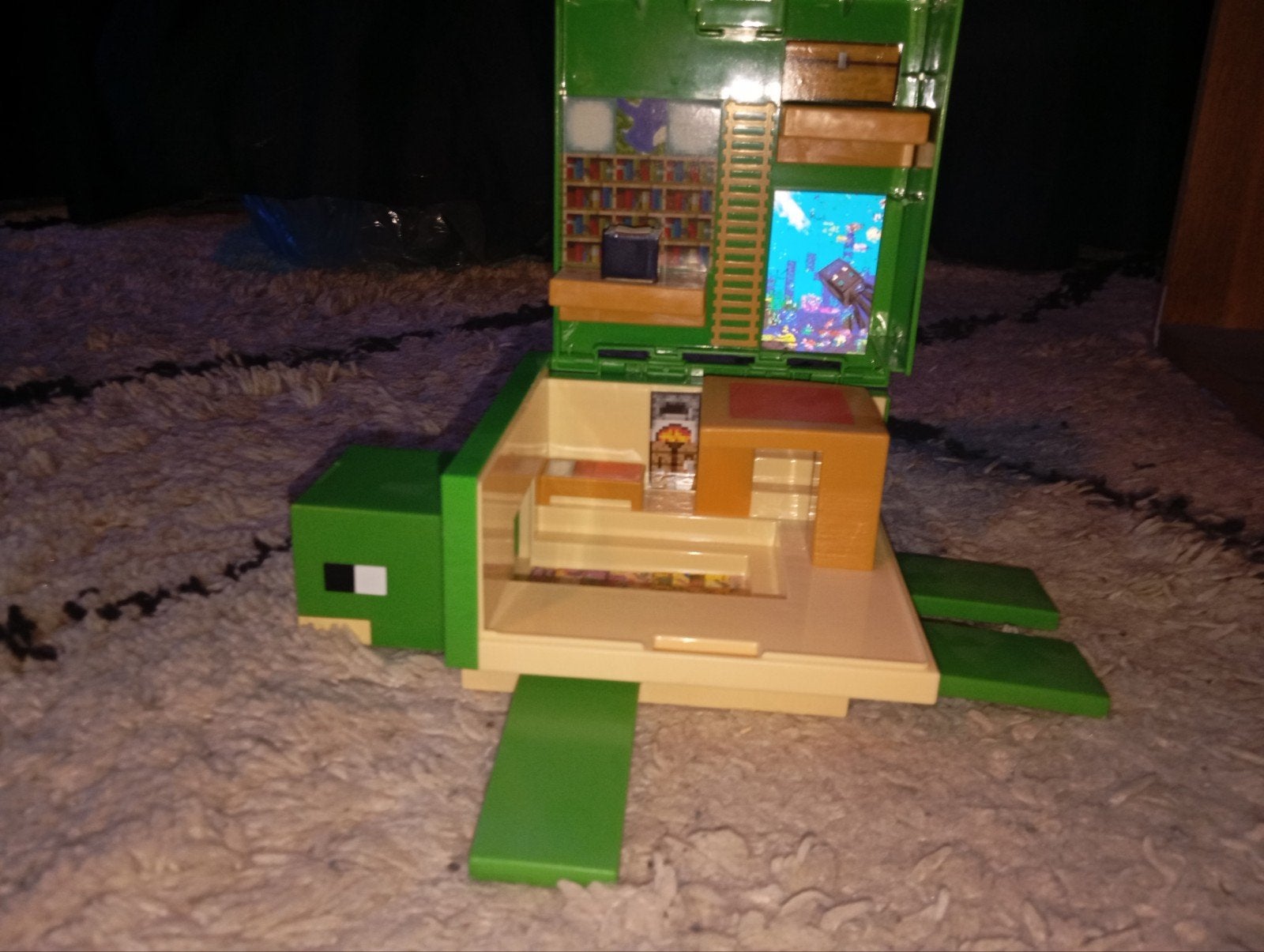 Minecraft Schildpad met opklapbaar schild + heel veel mini-p, Ophalen of Verzenden, Gebruikt, Poppenhuis