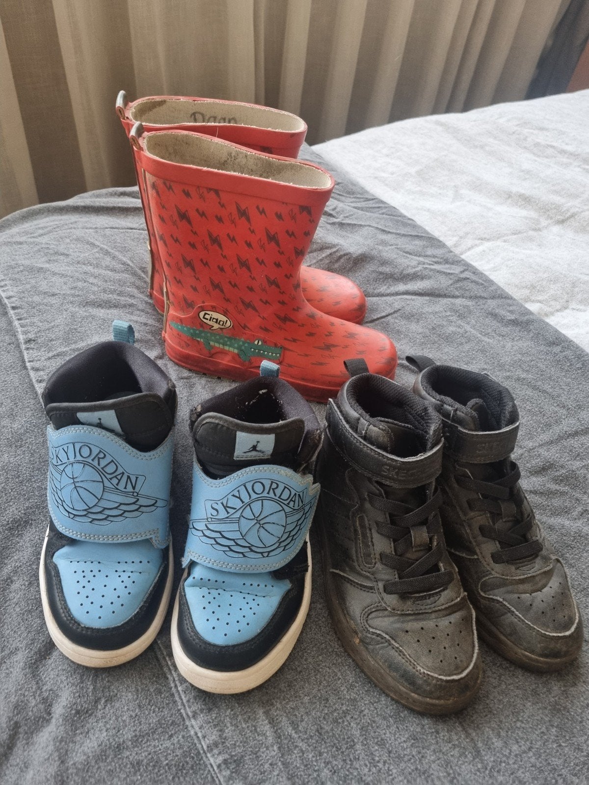 3 paar schoenen maat 31: Nike, Skechers, Go Banana's, Schoenen, Ophalen of Verzenden, Zo goed als nieuw, Nike Jordan