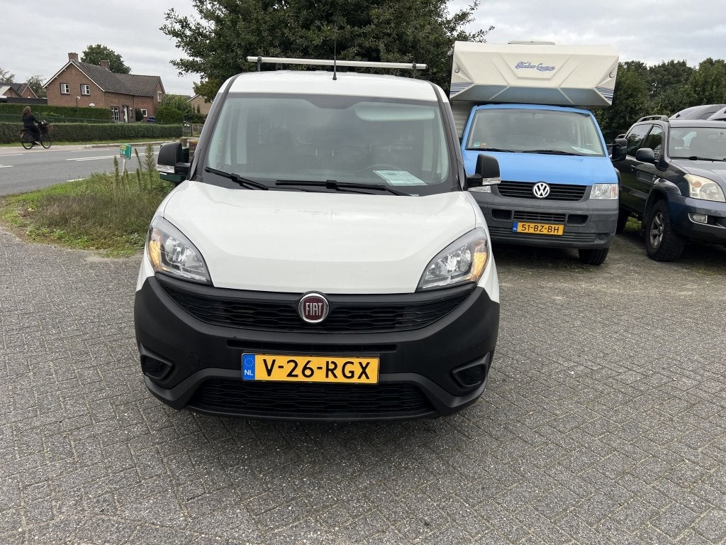 Fiat Doblò 1.6 multijet 66kw (bj 2023), Voorwielaandrijving, Stof, Gebruikt, 4 cilinders