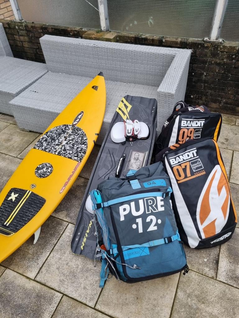 F one bandit 9m&7m, Gaastra pure 12m, naish monarch 132x41, Watersport en Boten, Kitesurfen, Geen board, Ophalen of Verzenden