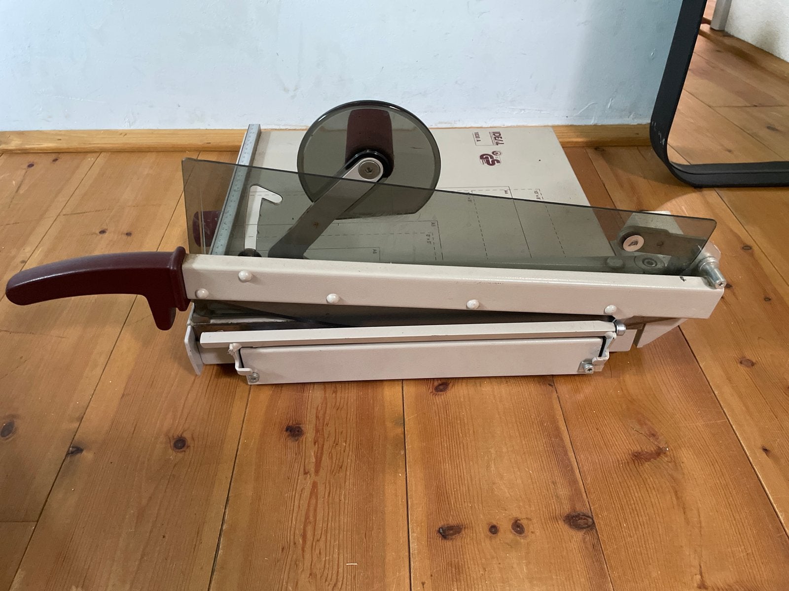 Snijmachine IDEAL 1038 A - Papier snijder, Ophalen, Gebruikt, Overige typen