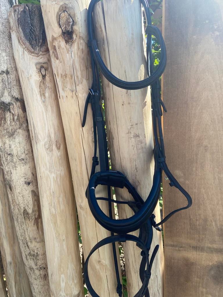Dressuur hoofdstel als nieuw, Dieren en Toebehoren, Paarden en Pony's | Hoofdstellen en Tuigage, Ophalen of Verzenden, Zo goed als nieuw