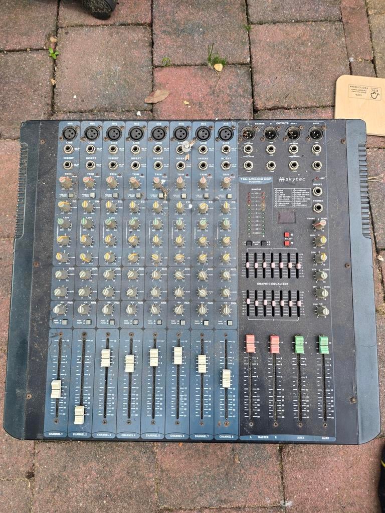 Skytec TEC-LIVE 8-kanaals mengpaneel, Ophalen, Gebruikt, 5 tot 10 kanalen, Microfooningang
