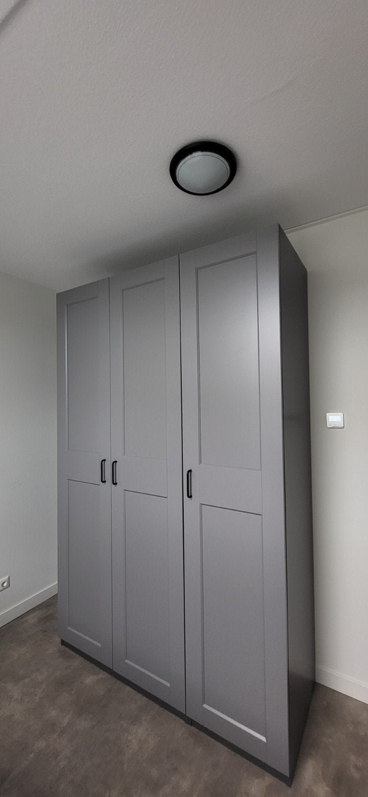Hoge Pax Grimo kledingkast. Ikea, Ophalen, Met deur(en), 200 cm of meer, Zo goed als nieuw