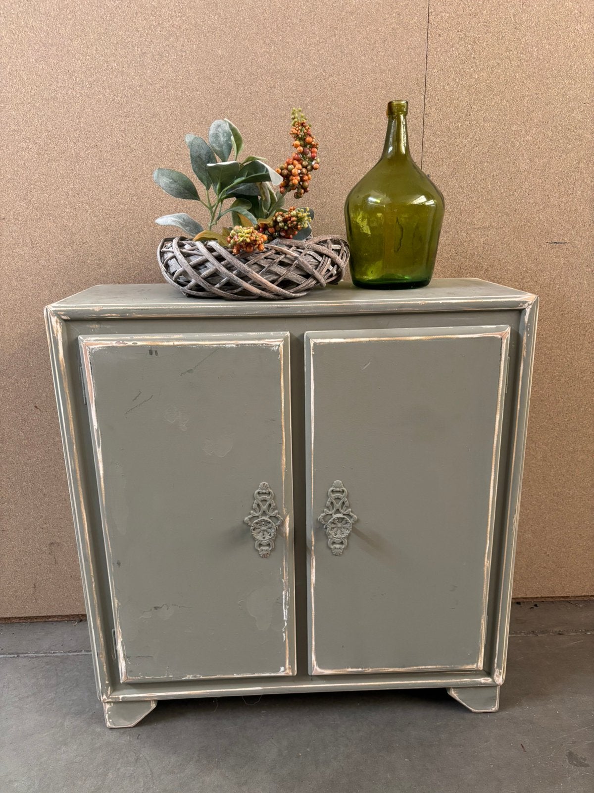 Vintage brocante kastje / kast, Huis en Inrichting, Kasten | Overige, Studio Larilo, Zo goed als nieuw, Sportstraat 6 Kerkrade