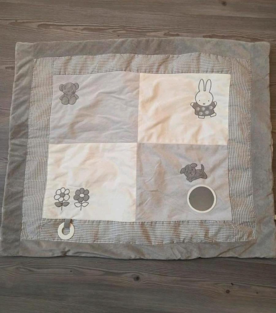 Zacht speelkleed met Nijntje, Ophalen