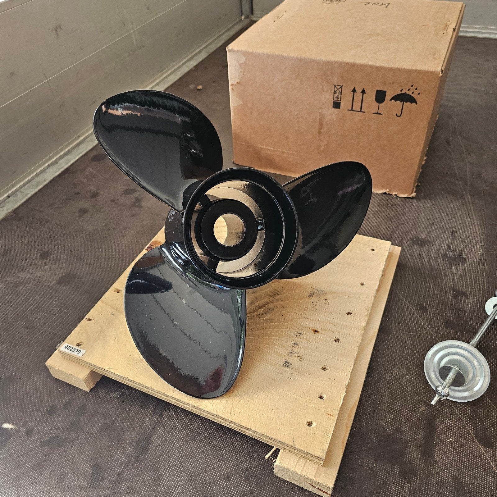Mercruiser propeller Schroef 19P

Nieuw 14,5x19, Ophalen of Verzenden, Motor en Techniek