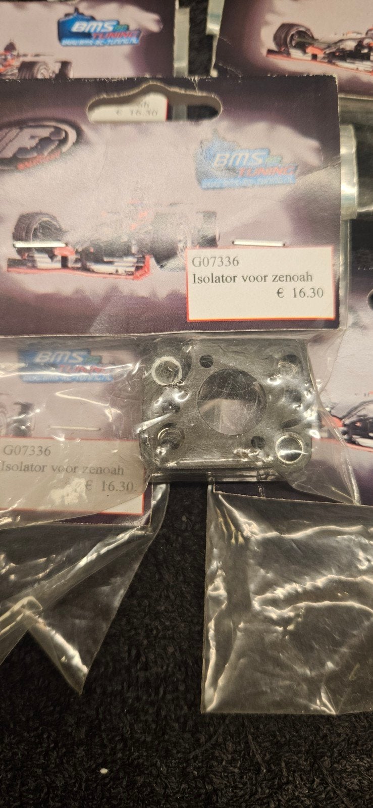 nieuwe isolator voor de 1:5 auto s kosten 7,50 euro, Hobby en Vrije tijd, Ophalen of Verzenden, Nieuw, Auto