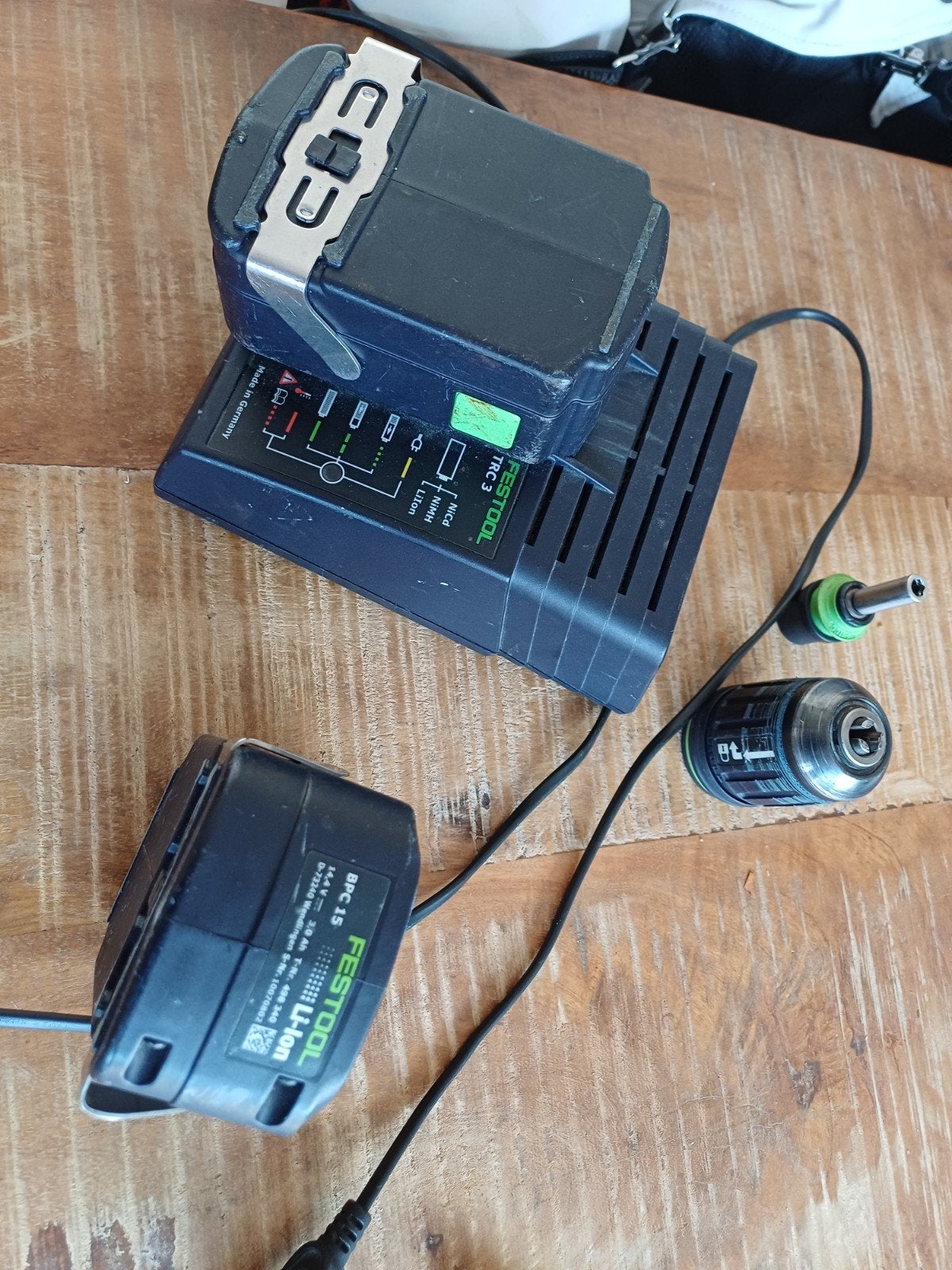 Snellader ,2 accuus boorkop ,haakse kop (niet op foto)bithou, Ophalen, Gebruikt