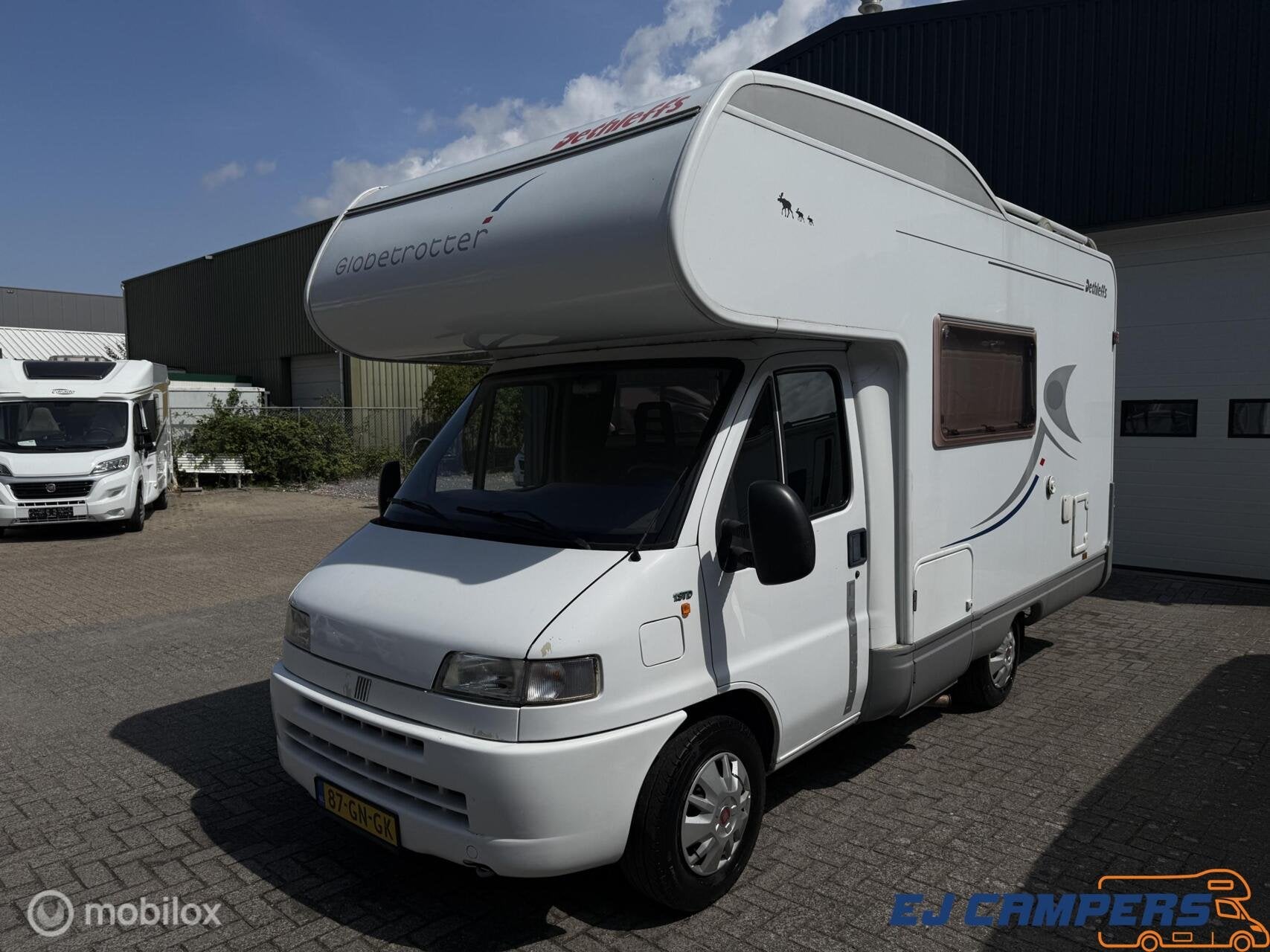 Caravans And Camping Dethleffs