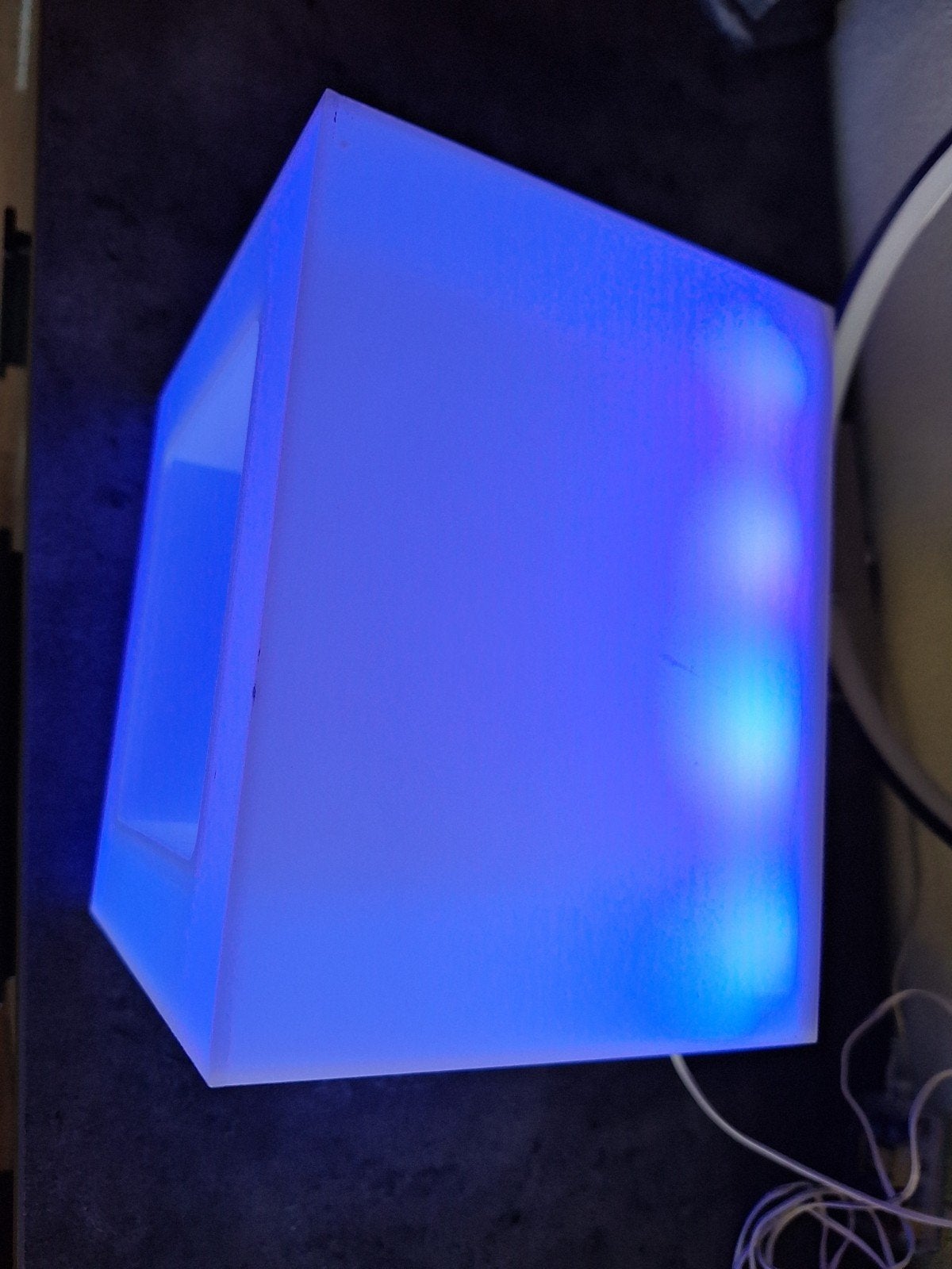 ledlamp kubus.met pauze knop, Ophalen, Zo goed als nieuw, Lamp of Flitsset
