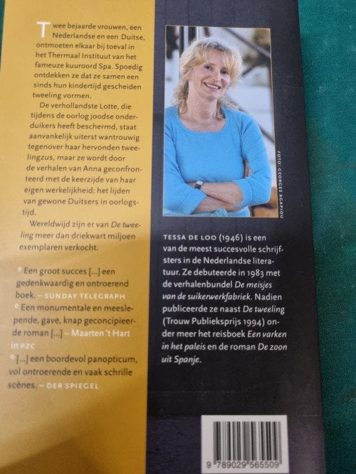 boek de tweeling tessa de loo, Ophalen of Verzenden