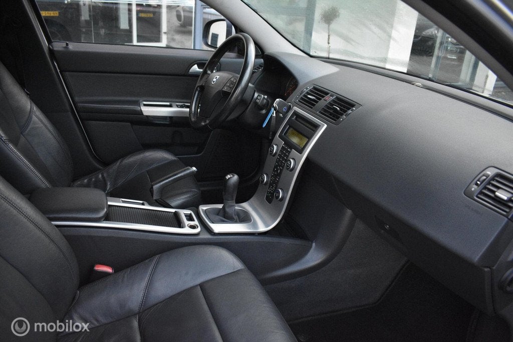 Volvo V50 1.8 Momentum '09 Leder|Cruise|Trekhaak, Auto's, Volvo, Voorwielaandrijving, 125 pk, 1270 kg, 1300 kg
