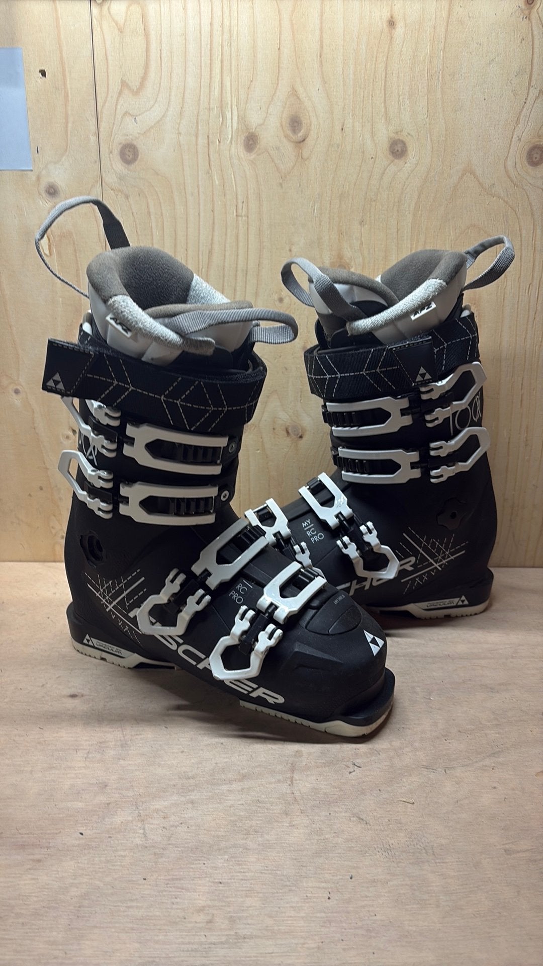 Fischer RC Pro 100 skischoenen – maat 38/39 – Mondo 24.5, Ophalen of Verzenden, 100 tot 140 cm, Schoenen, Fischer