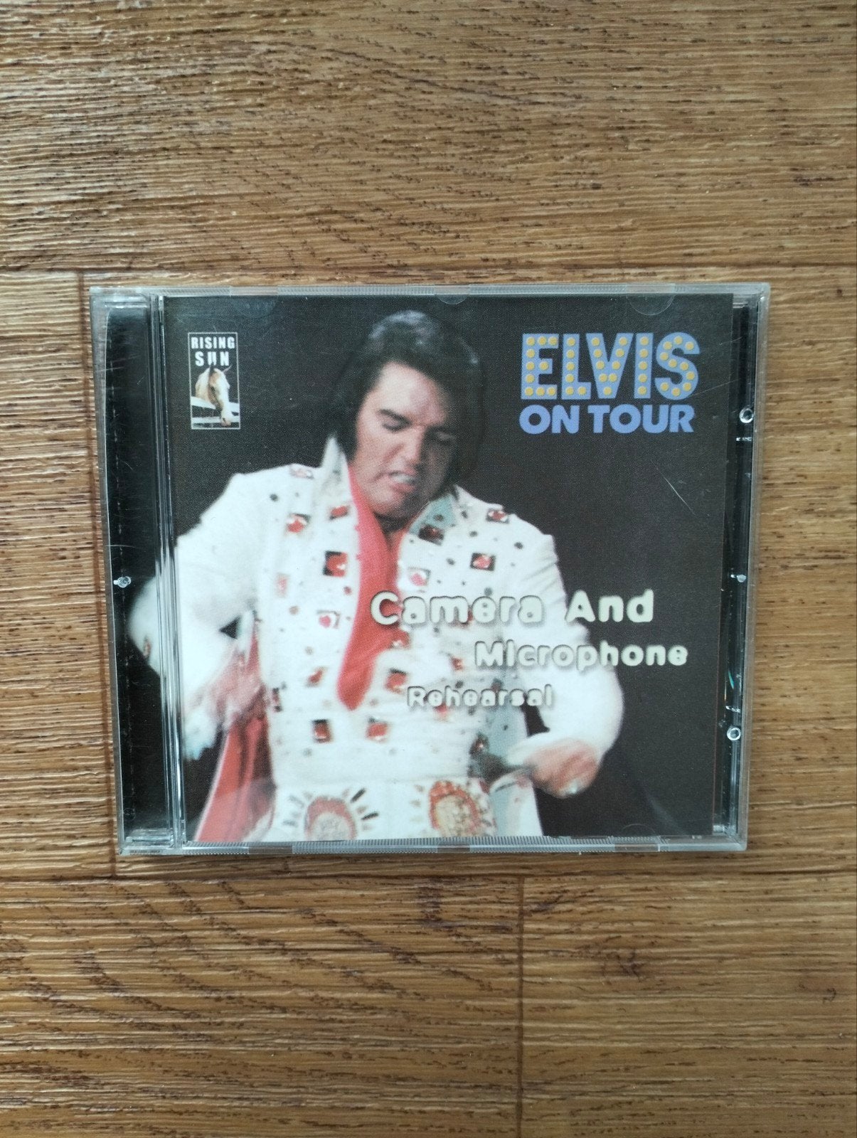 Elvis Presley cd

"On Tour - Camera/Microphone Rehearsal", Ophalen of Verzenden, Zo goed als nieuw