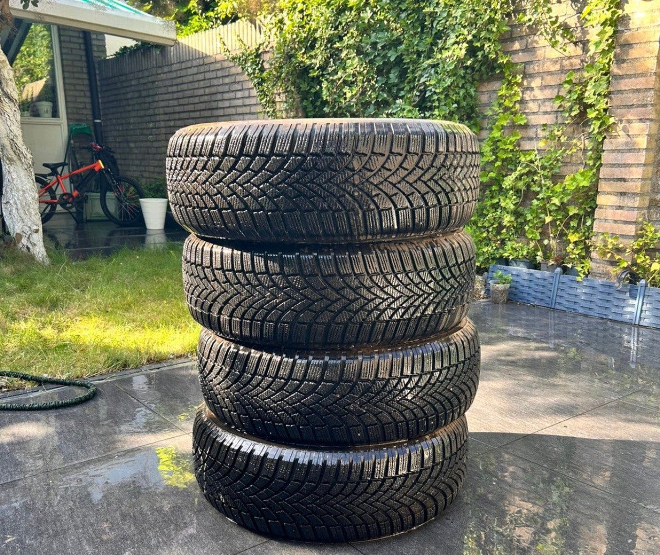Winter tyres, Ophalen, Zo goed als nieuw