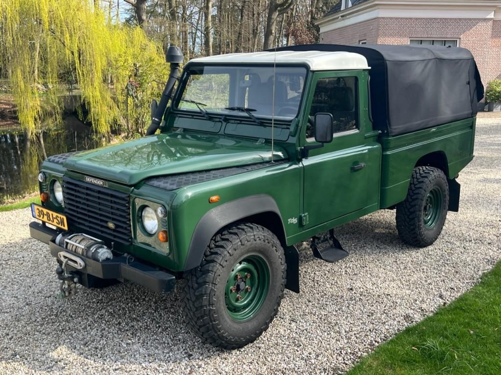 Land rover DEFENDER Defender 2.5 Td5 110 High Capacity NL-au, Auto's, Land Rover, 1816 kg, 2498 cc, Vierwielaandrijving