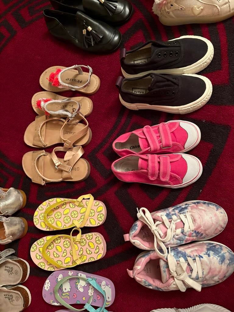 Bieden,Grote partij kinderschoenen, diverse maten en stijlen, Kinderen en Baby's, Kinderkleding | Schoenen en Sokken, Gebruikt
