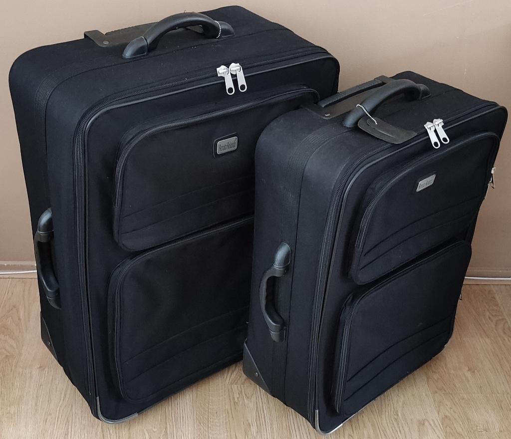 2 stevige reis trolley koffers – goede staat, Ophalen, Wieltjes, Hard kunststof, Zo goed als nieuw