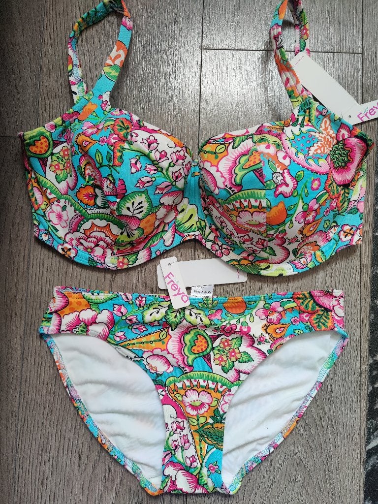 FREYA NIEUWE BIKINI IN DE MAAT 38 TOP 80 GG, Kleding | Dames, Ophalen of Verzenden, Nieuw, Bikini