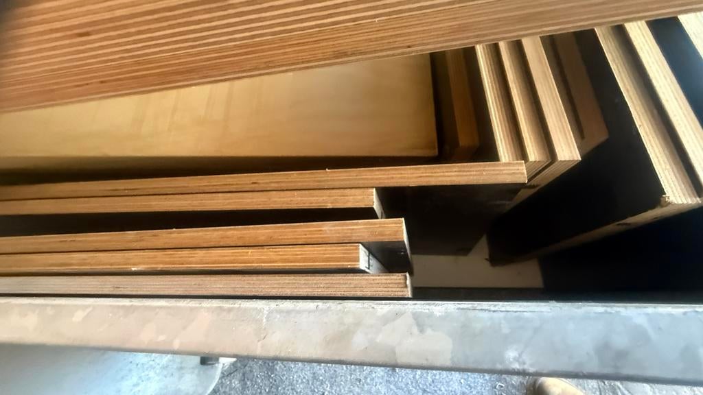 Diverse houten planken en balken, Doe-het-zelf en Verbouw, Hout en Planken, Geïmpregneerd, Gebruikt, 25 tot 50 mm, Ophalen of Verzenden