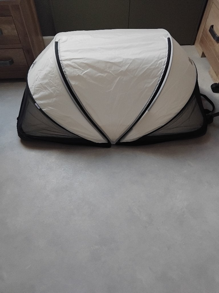 Deryan tent, Ophalen of Verzenden, Zo goed als nieuw, Tot en met 2