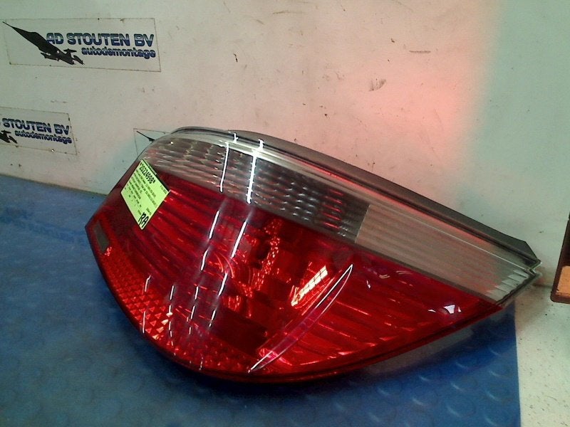 Achterlicht Rechts BMW 5 serie (E60) 2004 6910768, Gebruikt, Petuelring 130, München 80809, , Duitsland, BMW, Bayerische Motoren Werke AG