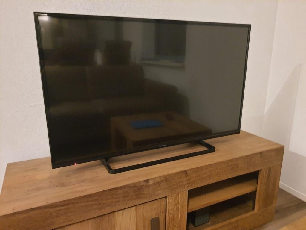 Panasonic Smart TV 42 inch, Ophalen