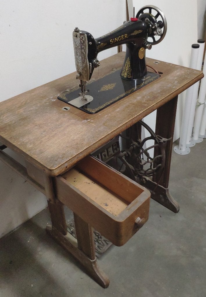 Singer antieke trapnaaimachine 66k 1929 gietijzer hout 66, Antiek en Kunst, Ophalen