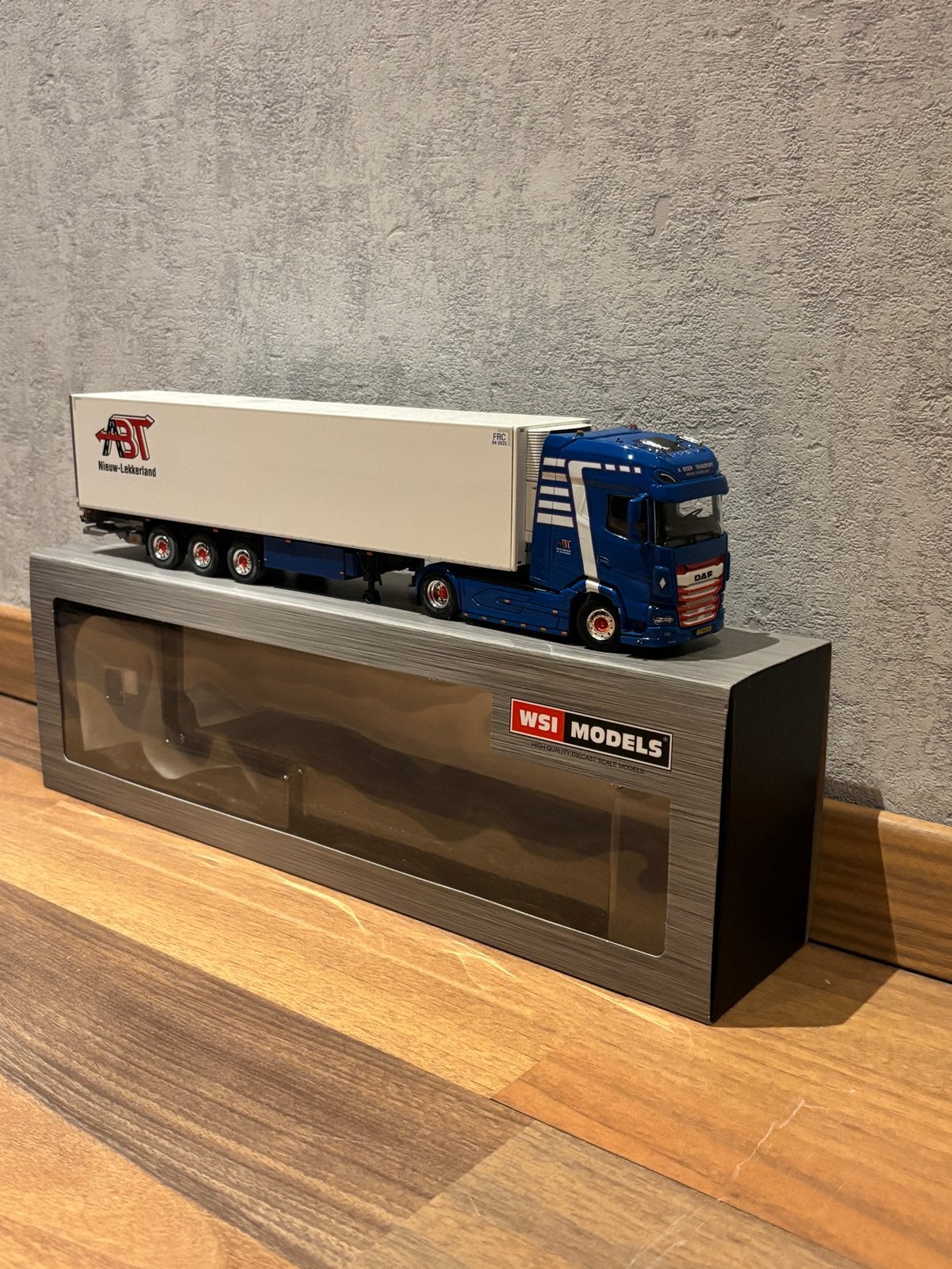 Daf arjan boer transport, Ophalen of Verzenden, Zo goed als nieuw, Bus of Vrachtwagen, Wsi