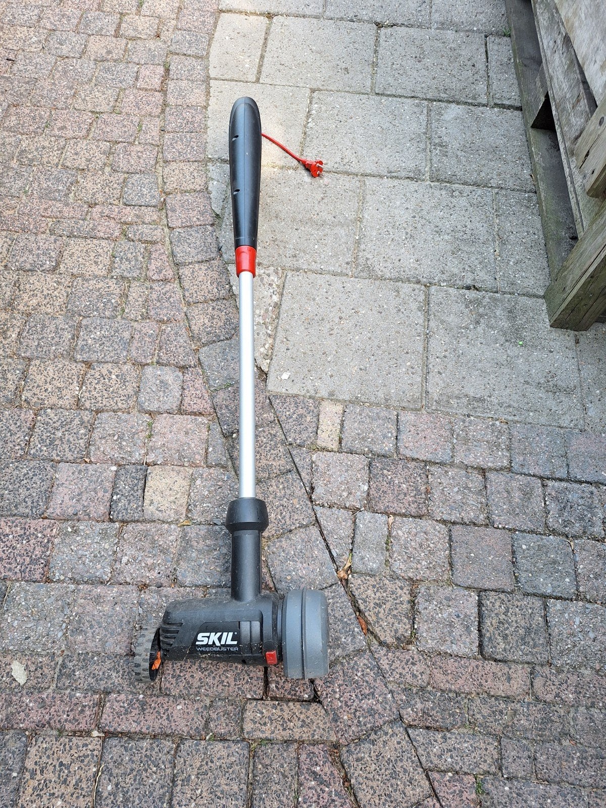 SKIL Weedbuster onkruidborstel - wiel los, Tuin en Terras, Hand-tuingereedschap, Ophalen, Gebruikt, Overige soorten, SKIL