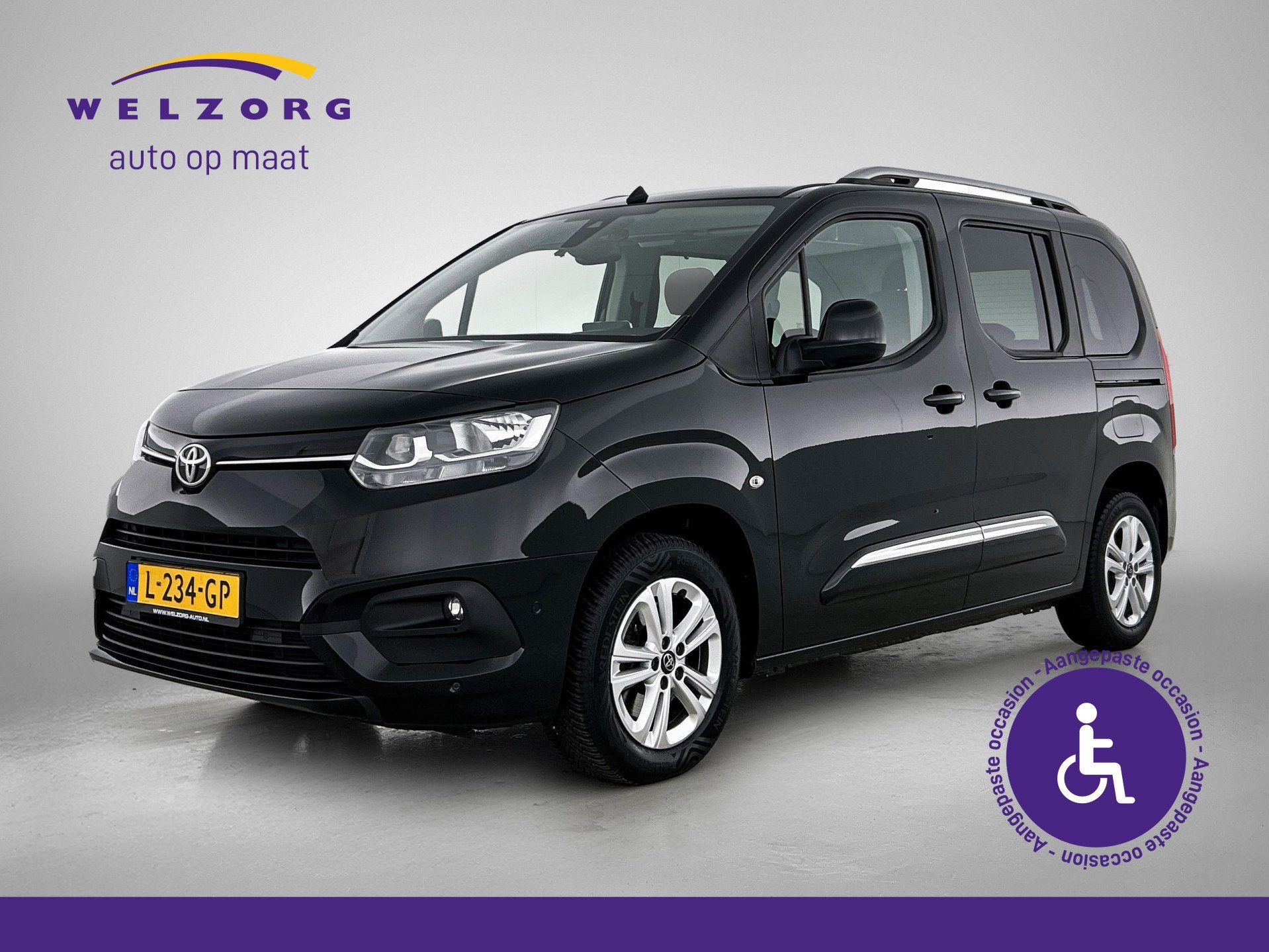 Toyota PROACE CITY Verso 1.2 Turbo Active Direct leverbaar!, Auto's, 12 maanden, Stof, Euro 6, Zwart