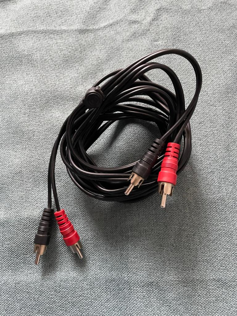 RCA Interlink Kabel - Audio Kabel Rood/Zwart, Audio, Tv en Foto, Audiokabels en Televisiekabels, Gebruikt, Interlink-kabel, 2 tot 5 meter