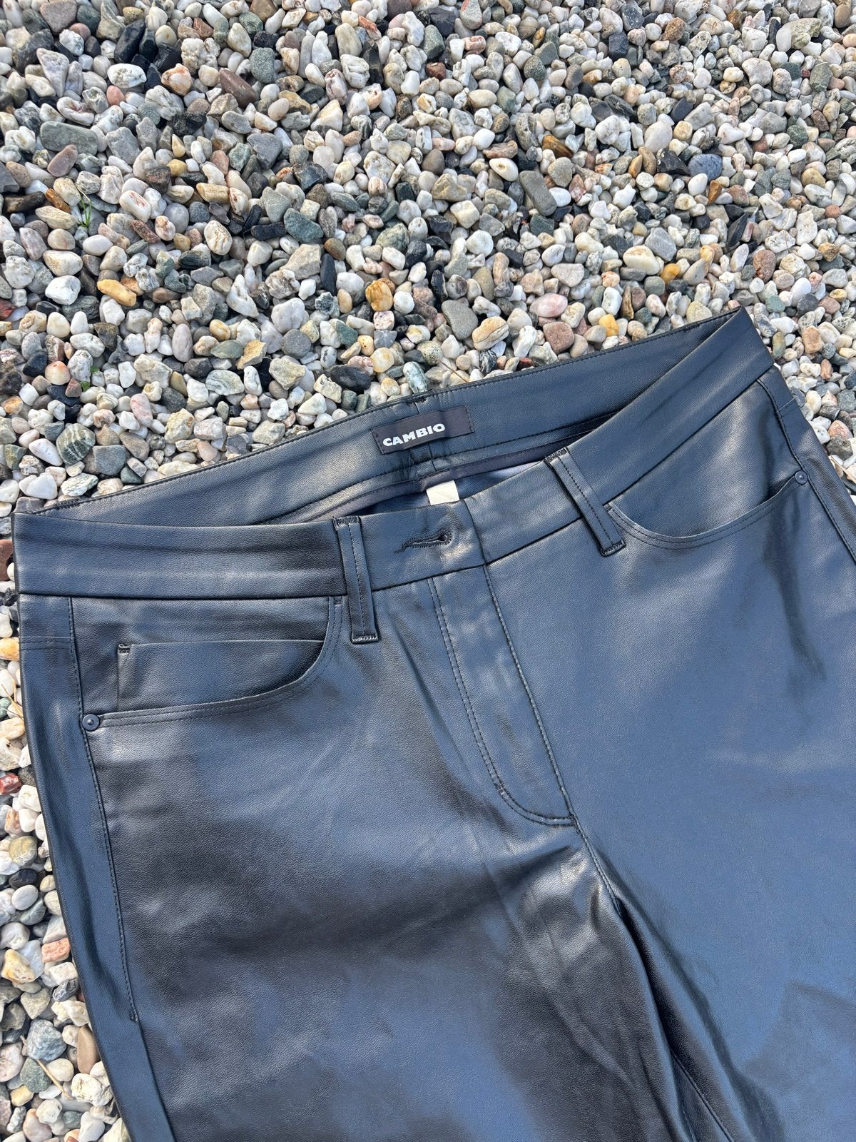 Cambio zwarte ‘leren’ broek 42 (label 44), Zwart, Maat 42/44 (L), Nieuw, Ophalen of Verzenden