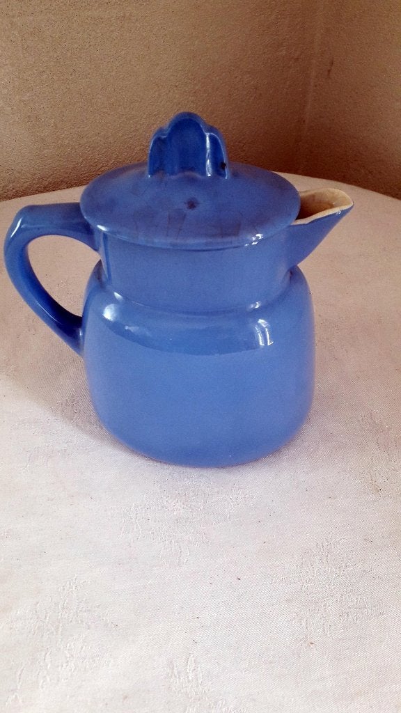 KOFFIEPOT MET FILTER VAN CREIL ET MONTEREAU (LA FRANCE), Antiek en Kunst, Antiek | Servies los, Ophalen of Verzenden