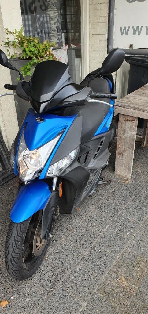 Kymco agility16+ 2 takt Metallic blauw-zwart Geel kent', Fietsen en Brommers, Scooters | Kymco, Gebruikt, Maximaal 45 km/u, 49 cc