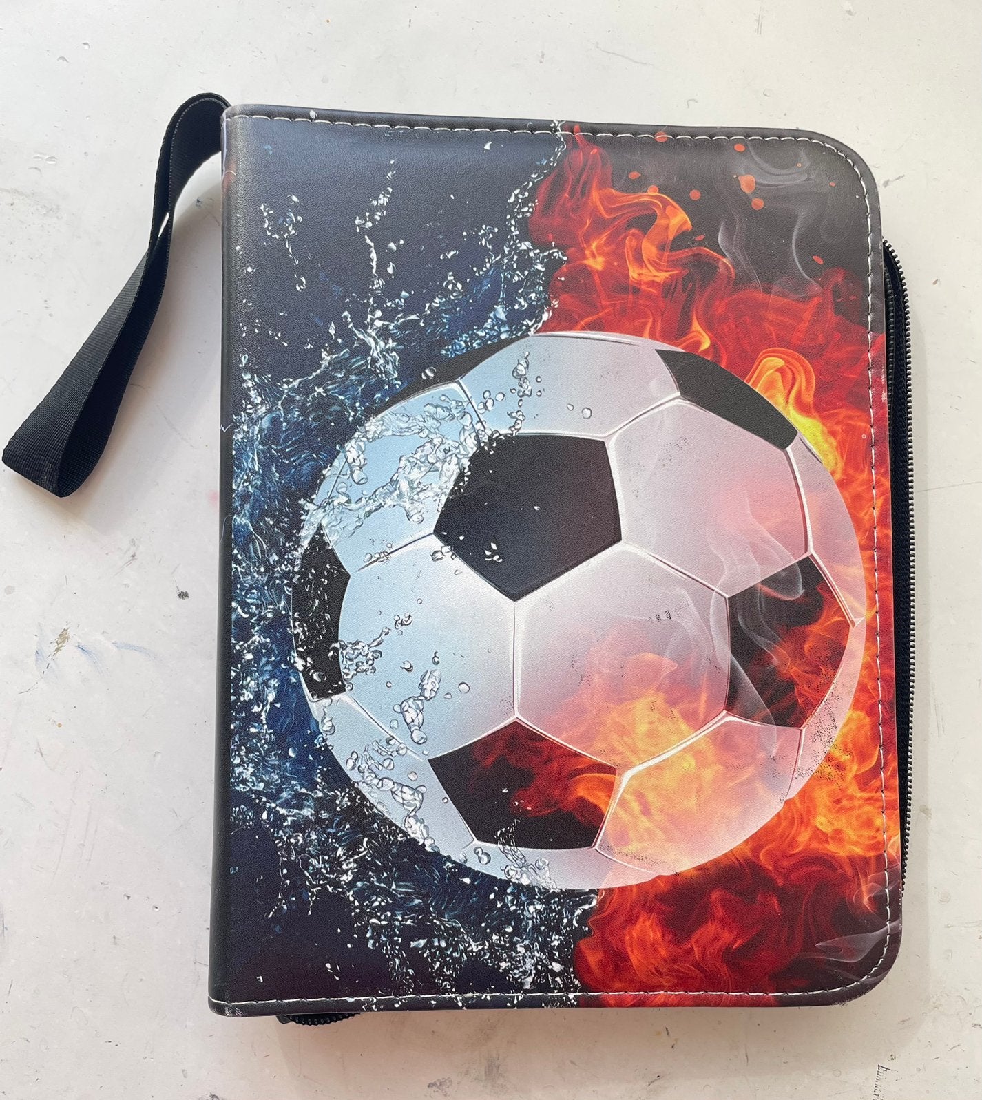 Voetbalplaatjes bewaarmap, Ophalen of Verzenden, Gebruikt, Insteekalbum, Met insteekhoezen