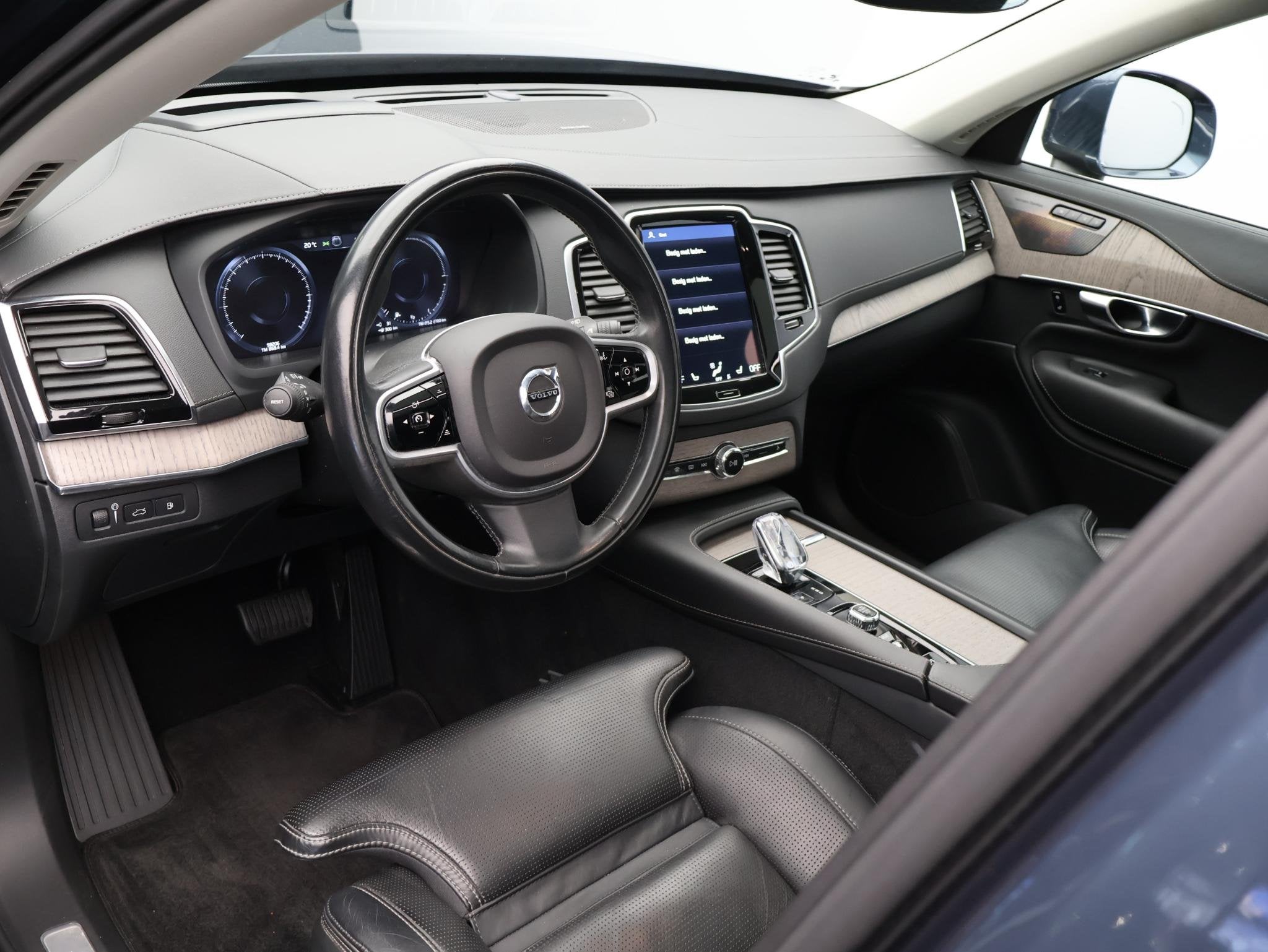 Volvo XC90 2.0 T8 Recharge AWD Inscription / Trekhaak / Luch, Gebruikt, Euro 6, 4 cilinders, Blauw