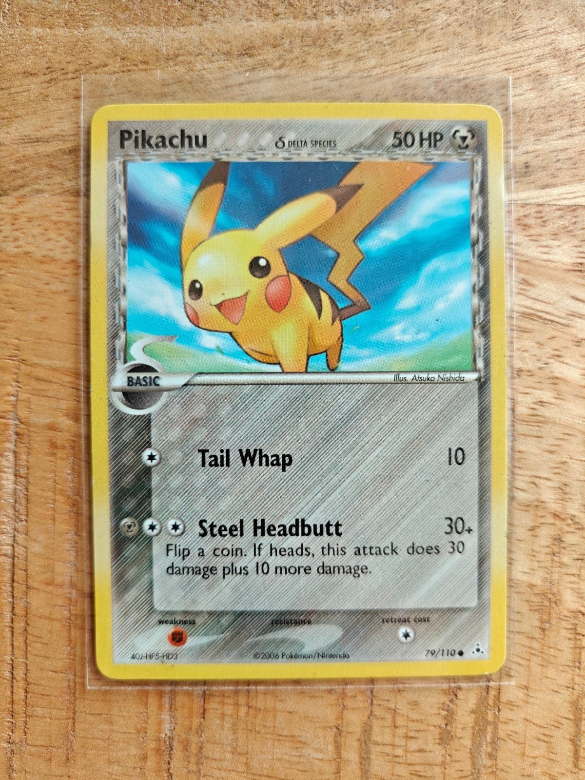 Pikachu #79 Pokemon Holon Phantoms Kaart, Ophalen of Verzenden, Zo goed als nieuw, Losse kaart, Foil