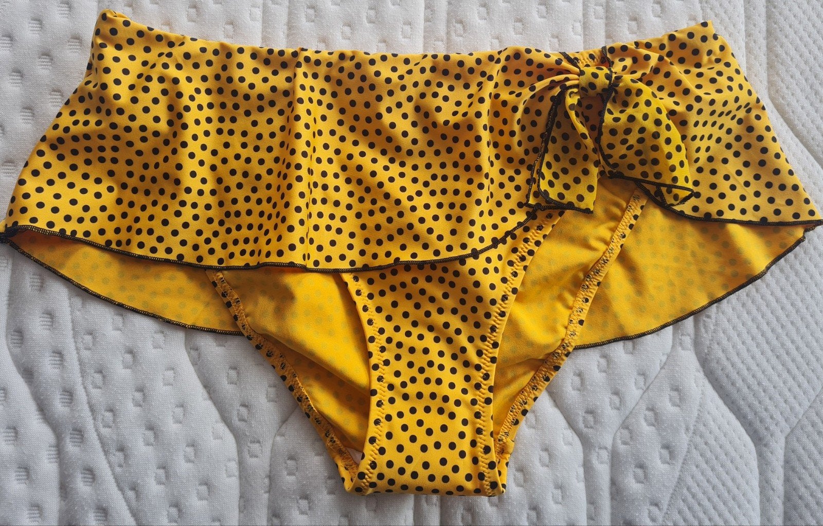 NIEUW!!! Bikinibroekje ANTIGEL maat L (42), Kleding | Dames, Ophalen, Nieuw, Bikini