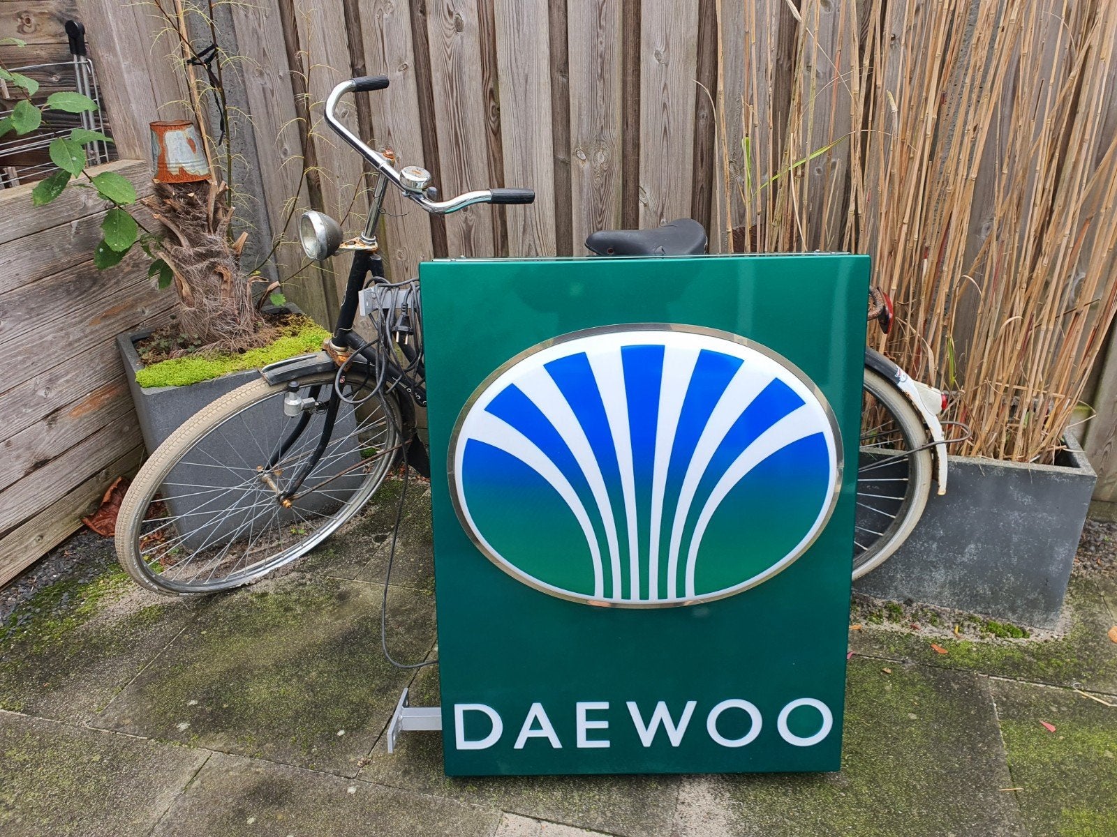 reklame lichtbak deawoo garagevondst, Ophalen