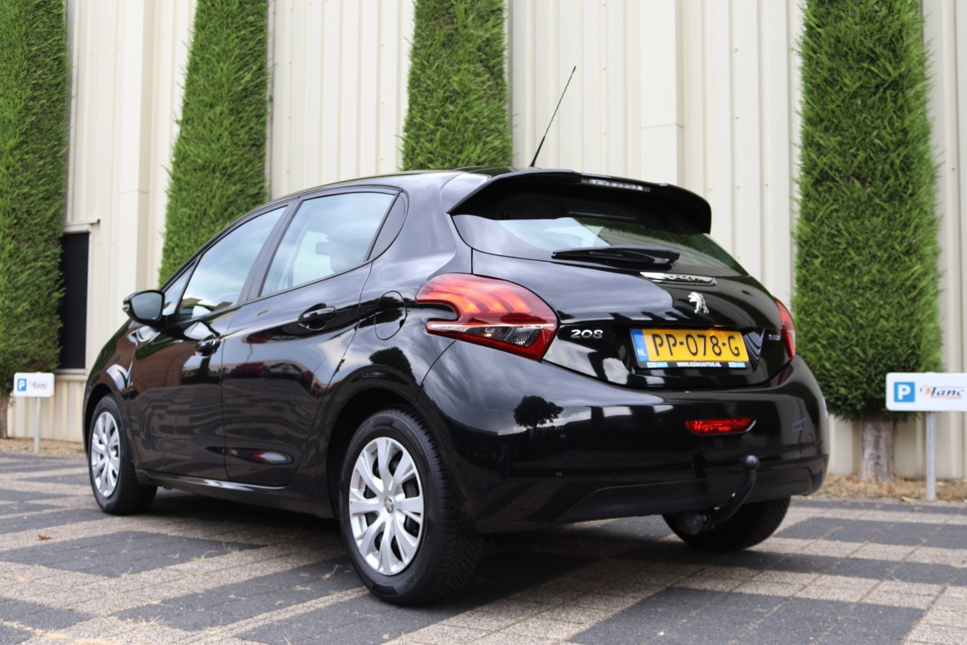 Peugeot 208 1.2 Active Navi, Airco, Voorwielaandrijving, Stof, Gebruikt, 1199 cc