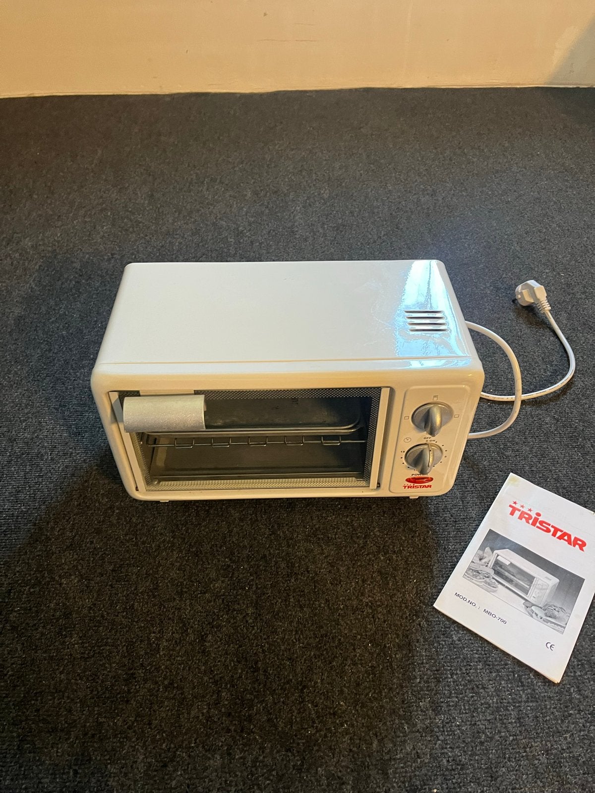 Tristar Mini-oven MBO-700 met grillfunctie en bakplaten, Minder dan 45 cm, Gebruikt, Ophalen of Verzenden, Vrijstaand