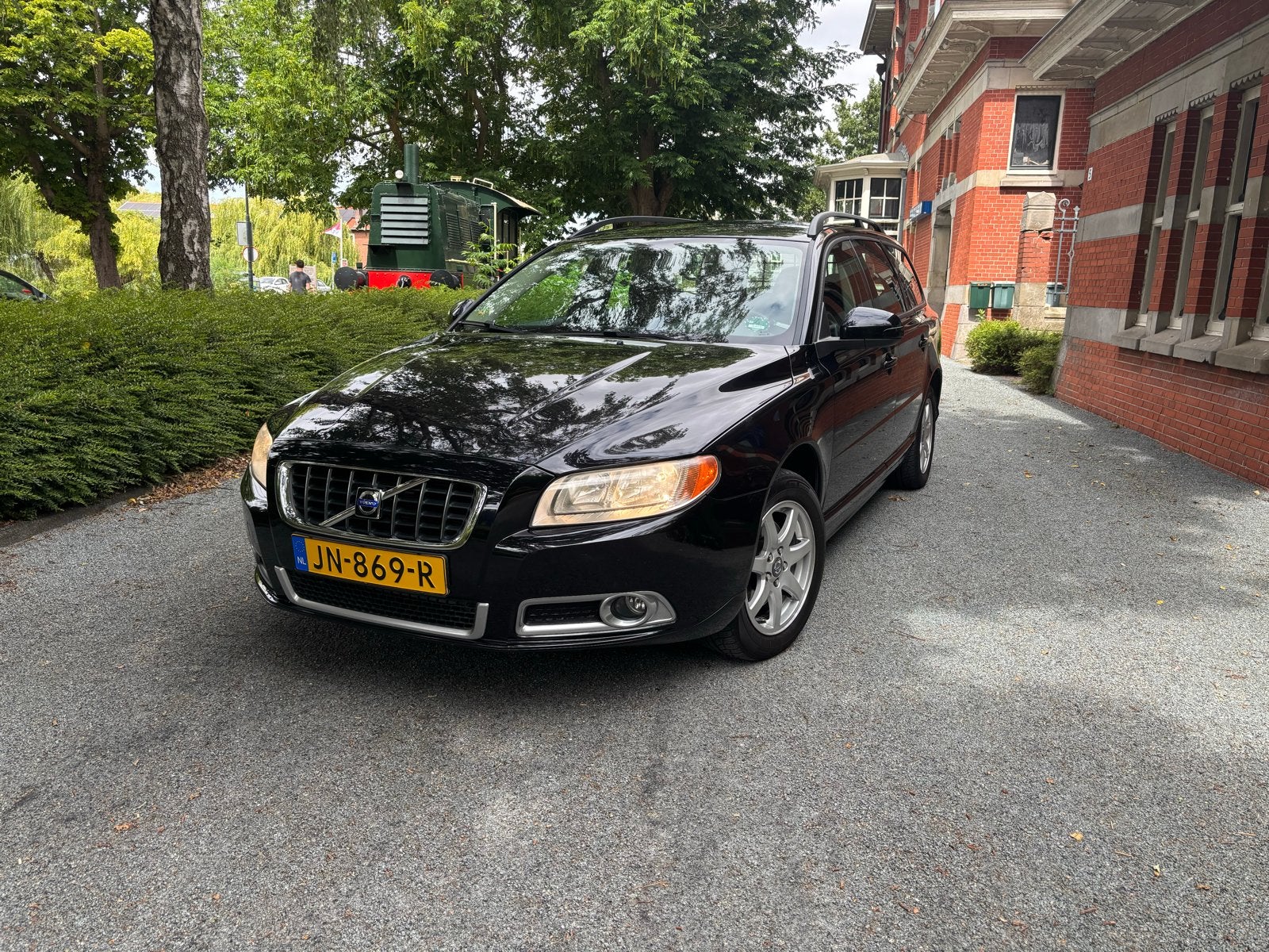 Volvo V70 2.0 2008 Zwart, Voorwielaandrijving, 145 pk, Zwart, 4 cilinders