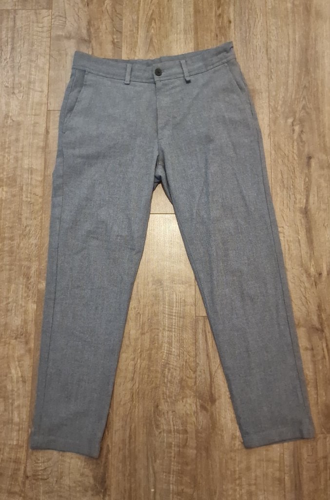 Grijze Heren Chino Broek van Zara maat 42, Ophalen of Verzenden, Zo goed als nieuw, Grijs