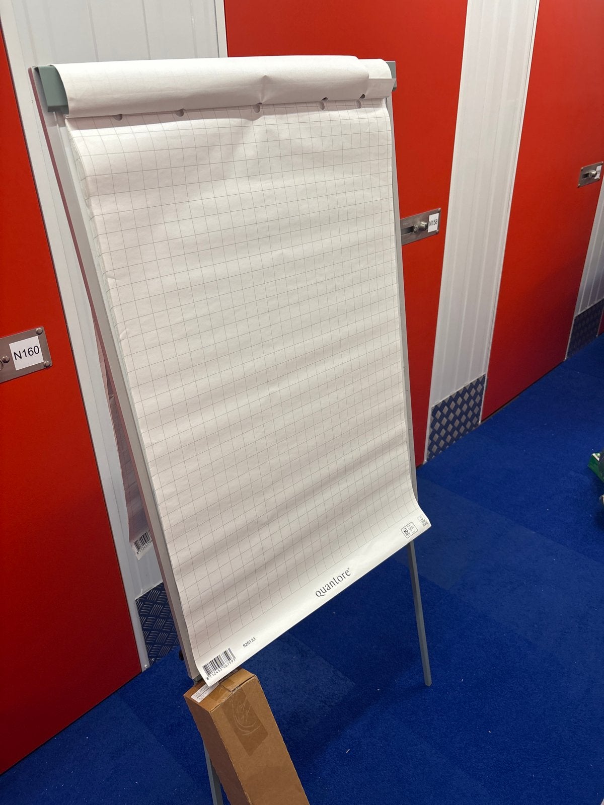Flipover met extra rol papier, Ophalen