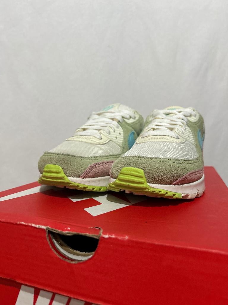 ALS NIEUW! Maat 38,5 - Nike Air Max 90 Easter Leopard, Kleding | Dames, Schoenen, Overige kleuren, Verzenden, Nike, Nieuw