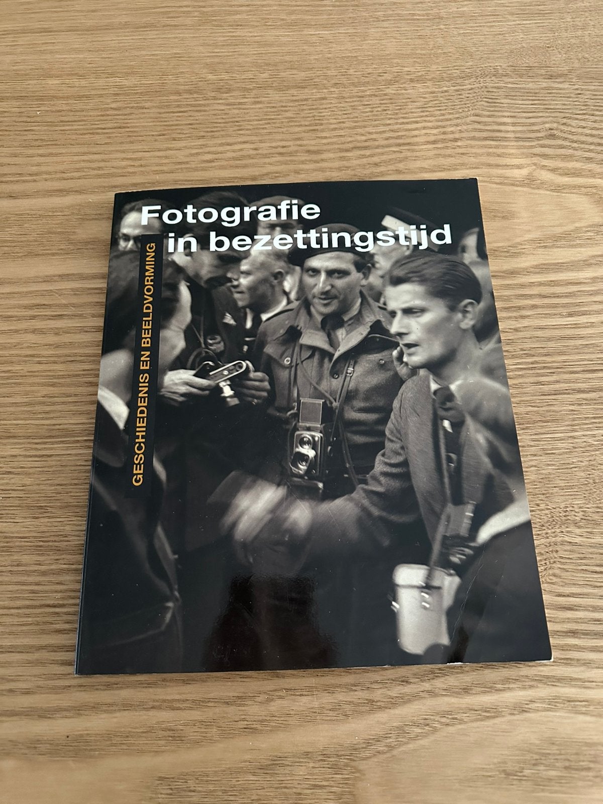 Fotografie in bezettingstijd.Rene Kok, Ophalen of Verzenden, Gelezen