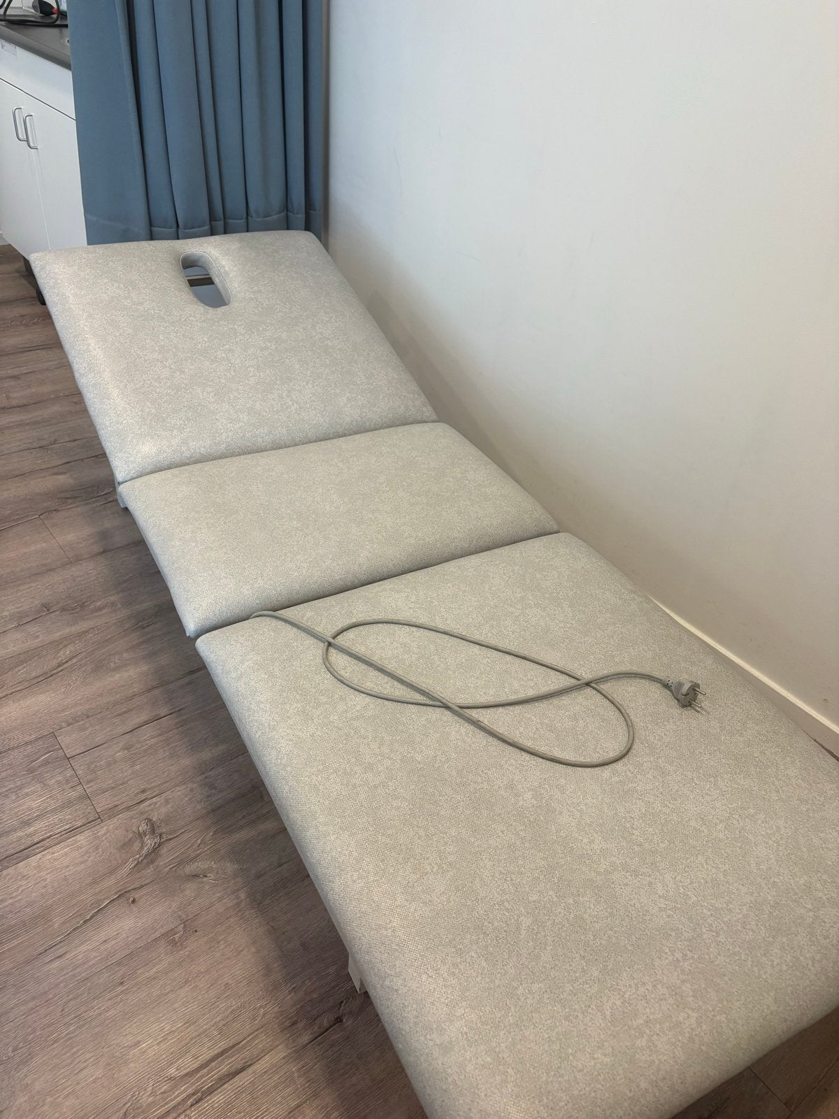 Onderzoeksbank/massagebank, Ophalen
